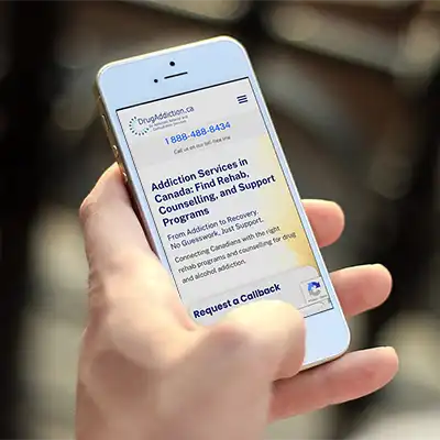  DrugAddiction.ca's website on a cell phonek.